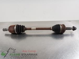 Gebruikte Cardanas links-voor (VWA) Kia Venga 1.6 CVVT 16V Prijs op aanvraag aangeboden door Kleine Staarman B.V. Autodemontage