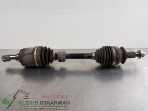 Gebruikte Aandrijfas links-voor Mazda CX-5 II (KF) 2.2 SkyActiv-D 150 16V 2WD Prijs € 90,00 Margeregeling aangeboden door Kleine Staarman B.V. Autodemontage
