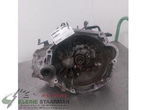 Gebruikte Versnellingsbak Hyundai i20 (GBB) 1.2i 16V Prijs € 200,00 Margeregeling aangeboden door Kleine Staarman B.V. Autodemontage