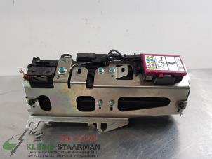 Gebruikte Start/stop condensator Mazda 6 (GJ/GH/GL) 2.0 SkyActiv-G 165 16V Prijs op aanvraag aangeboden door Kleine Staarman B.V. Autodemontage