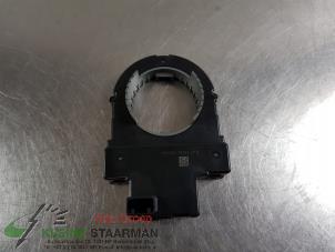 Gebruikte Gier sensor Mazda 3 (BP) 2.0 SkyActiv-X 180 M Hybrid 16V Prijs € 60,00 Margeregeling aangeboden door Kleine Staarman B.V. Autodemontage