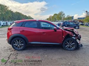 Gebruikte Middenstijl rechts Mazda CX-3 (DJ/DK) 2.0 SkyActiv-G 120 Prijs op aanvraag aangeboden door Kleine Staarman B.V. Autodemontage