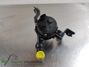 Gebruikte Extra waterpomp Kia Niro I (DE) 1.6 GDI Hybrid Prijs € 75,00 Margeregeling aangeboden door Kleine Staarman B.V. Autodemontage