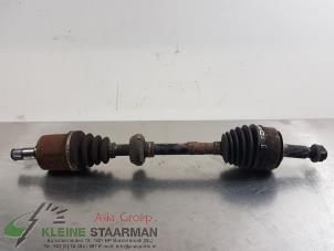 Gebruikte Homokineetas links-voor Honda FR-V (BE) 2.0 16V Prijs € 50,00 Margeregeling aangeboden door Kleine Staarman B.V. Autodemontage