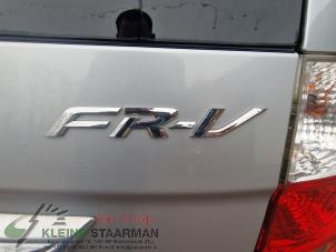 Gebruikte Benzinepomp Honda FR-V (BE) 2.0 16V Prijs op aanvraag aangeboden door Kleine Staarman B.V. Autodemontage