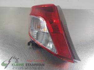 Gebruikte Achterlicht links Toyota Yaris III (P13) 1.33 16V Dual VVT-I Prijs € 62,50 Margeregeling aangeboden door Kleine Staarman B.V. Autodemontage