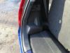 Kofferbakbekleding links van een Daihatsu Cuore (L251/271/276), 2003 1.0 12V DVVT, Hatchback, Benzine, 998cc, 51kW (69pk), FWD, 1KRFE, 2007-04, L271; L276 2009