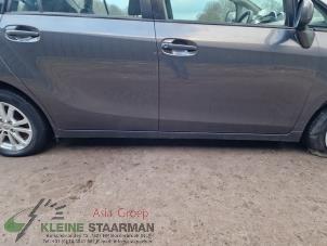 Gebruikte Sideskirt rechts Toyota Verso 1.8 16V VVT-i Prijs € 100,00 Margeregeling aangeboden door Kleine Staarman B.V. Autodemontage