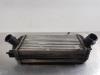 Intercooler van een Hyundai i40 (VFA), 2012 / 2019 1.7 CRDi 16V, Sedan, 4Dr, Diesel, 1.685cc, 85kW (116pk), FWD, D4FD, 2012-03 / 2019-05, VFA5D21; VFA5D41; VFA5D61; VFA5D81 2013