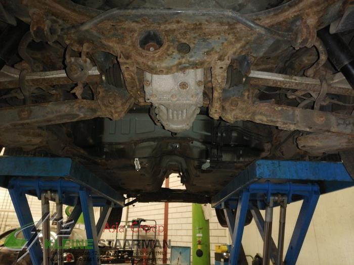 Subframe van een Nissan Qashqai (J10) 2.0 16V 4x4 2011
