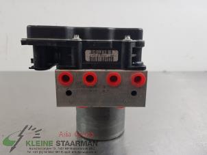 Gebruikte ABS Pomp Mitsubishi Colt (Z2/Z3) 1.3 16V Prijs € 100,00 Margeregeling aangeboden door Kleine Staarman B.V. Autodemontage