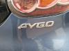 Achterklep van een Toyota Aygo (B10), 2005 / 2014 1.0 12V VVT-i, Hatchback, Benzine, 998cc, 50kW (68pk), FWD, 1KRFE, 2005-07 / 2014-05, KGB10 2009