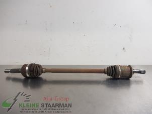 Gebruikte Aandrijfas links-achter Mitsubishi ASX 2.2 DI-D 16V 4WD Prijs € 78,65 Inclusief btw aangeboden door Kleine Staarman B.V. Autodemontage