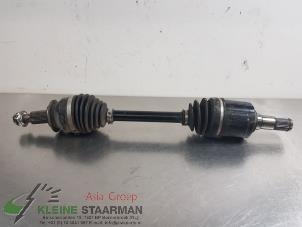 Gebruikte Aandrijfas links-voor Mazda CX-5 II (KF) 2.2 SkyActiv-D 184 16V 2WD Prijs € 90,00 Margeregeling aangeboden door Kleine Staarman B.V. Autodemontage