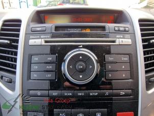 Gebruikte Radio CD Speler Kia Venga 1.6 CVVT 16V Prijs op aanvraag aangeboden door Kleine Staarman B.V. Autodemontage