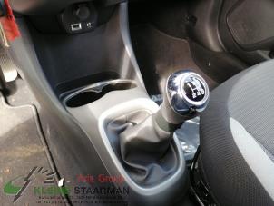 Gebruikte Schakelmechaniek Toyota Aygo (B40) 1.0 12V VVT-i Prijs op aanvraag aangeboden door Kleine Staarman B.V. Autodemontage