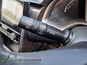 Gebruikte Richtingaanwijzer Schakelaar Honda Civic (FK6/7/8/9) 1.0i VTEC Turbo 12V Prijs op aanvraag aangeboden door Kleine Staarman B.V. Autodemontage