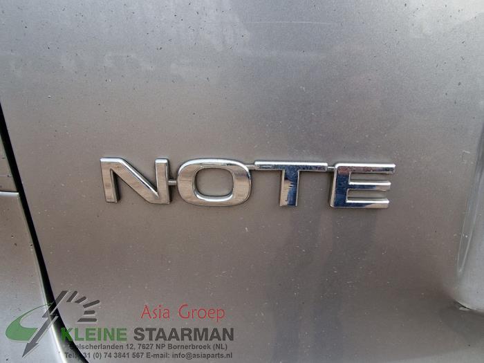 Brandstoftank van een Nissan Note (E11) 1.4 16V 2007