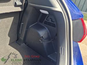 Gebruikte Kofferbakbekleding rechts Hyundai i20 (BC3) 1.0 T-GDI 100 12V Prijs op aanvraag aangeboden door Kleine Staarman B.V. Autodemontage