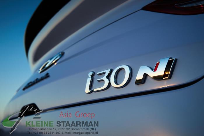 Draagarm boven links-achter van een Hyundai i30 (PDEB5/PDEBB/PDEBD/PDEBE) 2.0 N Turbo 16V Performance Pack 2018