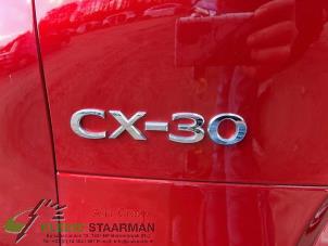 Gebruikte Accubak Mazda CX-30 (DM) 2.0 e-SkyActiv X 186 16V Prijs op aanvraag aangeboden door Kleine Staarman B.V. Autodemontage