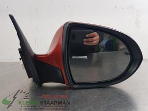 Gebruikte Buitenspiegel rechts Kia Sportage (SL) 2.0 CVVT 16V 4x4 Prijs € 62,50 Margeregeling aangeboden door Kleine Staarman B.V. Autodemontage