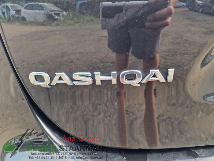 Spoorstang links van een Nissan Qashqai (J11) 1.2 DIG-T 16V 2017