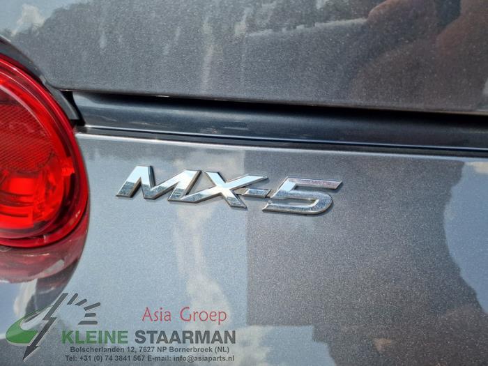 Fusee links-achter van een Mazda MX-5 (ND) 1.5 Skyactiv G-131 16V 2017
