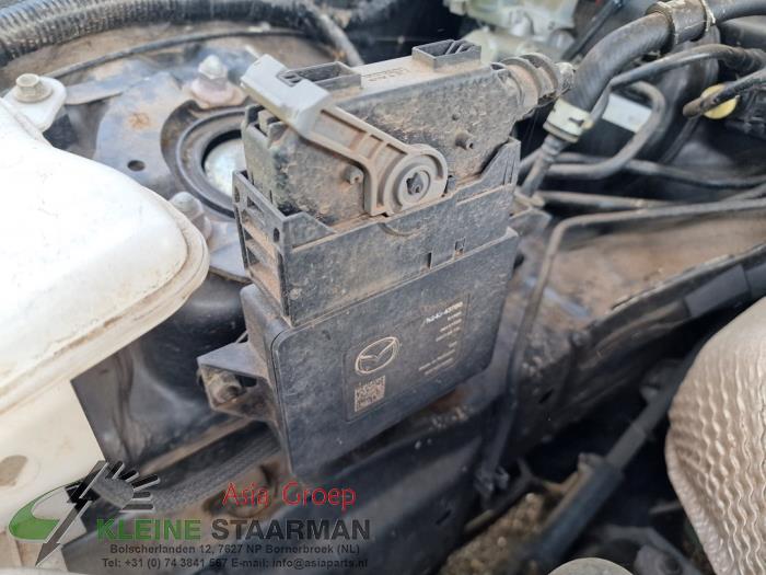 ABS Computer van een Mazda MX-5 (ND) 1.5 Skyactiv G-131 16V 2017