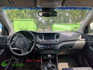 Gebruikte Airbag Set + Module Hyundai Tucson (TL) 1.6 GDi 16V 2WD Prijs op aanvraag aangeboden door Kleine Staarman B.V. Autodemontage