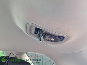 Gebruikte Veiligheidsgordel midden-achter Hyundai Tucson (TL) 1.6 GDi 16V 2WD Prijs op aanvraag aangeboden door Kleine Staarman B.V. Autodemontage