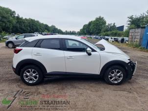 Gebruikte Middenstijl rechts Mazda CX-3 (DJ/DK) 1.5 Skyactiv D 105 16V Prijs op aanvraag aangeboden door Kleine Staarman B.V. Autodemontage