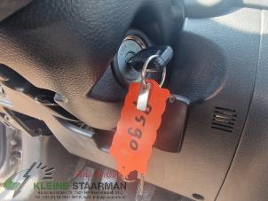 Gebruikte Contactslot + computer Mitsubishi Outlander (CU) 2.0 16V 4x2 Prijs op aanvraag aangeboden door Kleine Staarman B.V. Autodemontage