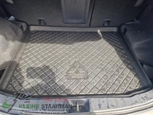 Gebruikte Vloerplaat bagageruimte Mitsubishi ASX 1.6 MIVEC 16V Prijs op aanvraag aangeboden door Kleine Staarman B.V. Autodemontage
