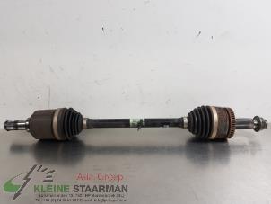 Gebruikte Aandrijfas links-voor Hyundai Tucson (TL) 1.7 CRDi 16V 2WD Prijs € 90,00 Margeregeling aangeboden door Kleine Staarman B.V. Autodemontage