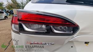 Gebruikte Achterlicht links Toyota Corolla Cross Prijs € 175,00 Margeregeling aangeboden door Kleine Staarman B.V. Autodemontage