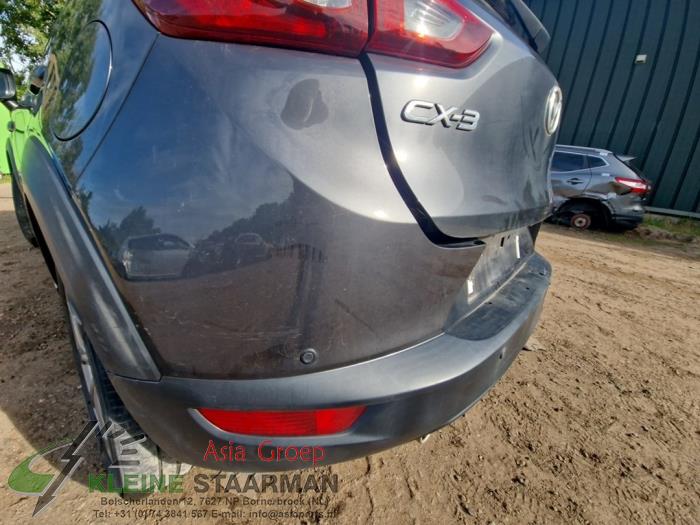 Bumper achter van een Mazda CX-3 2.0 SkyActiv-G 120 2019