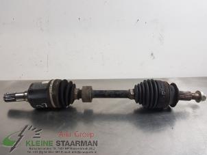 Gebruikte Aandrijfas links-voor Mazda CX-5 II (KF) 2.2 SkyActiv-D 175 16V 4WD Prijs € 90,00 Margeregeling aangeboden door Kleine Staarman B.V. Autodemontage