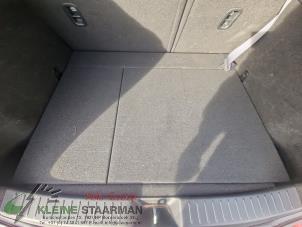 Gebruikte Vloerplaat bagageruimte Mazda CX-30 (DM) 2.0 e-SkyActiv-G 122 16V Prijs op aanvraag aangeboden door Kleine Staarman B.V. Autodemontage