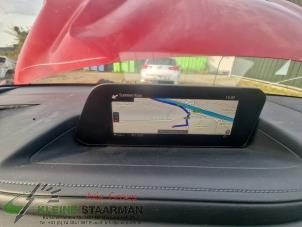 Gebruikte Navigatie Systeem Mazda CX-30 (DM) 2.0 e-SkyActiv-G 122 16V Prijs op aanvraag aangeboden door Kleine Staarman B.V. Autodemontage