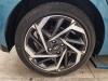 Hyundai i20 (BC3) 1.0 T-GDI 100 Mild Hybrid 48V 12V Velg + Band