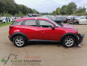 Gebruikte Middenstijl rechts Mazda CX-3 (DJ/DK) 2.0 SkyActiv-G 120 Prijs op aanvraag aangeboden door Kleine Staarman B.V. Autodemontage