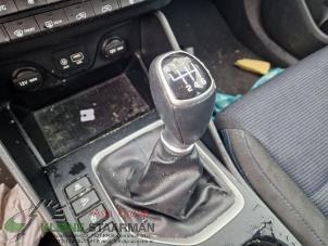 Gebruikte Schakelmechaniek Hyundai Tucson (TL) 1.6 GDi 16V 2WD Prijs op aanvraag aangeboden door Kleine Staarman B.V. Autodemontage