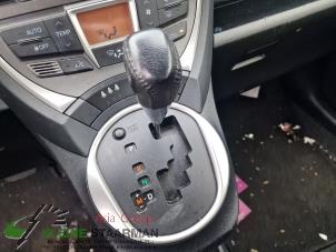 Gebruikte Selectiehendel automaat Toyota Verso S 1.33 16V Dual VVT-I Prijs op aanvraag aangeboden door Kleine Staarman B.V. Autodemontage