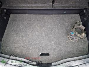 Gebruikte Vloerplaat bagageruimte Toyota Verso S 1.33 16V Dual VVT-I Prijs op aanvraag aangeboden door Kleine Staarman B.V. Autodemontage
