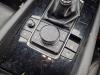 Mazda 3 Sport (BP) 2.0 SkyActiv-X M Hybrid 16V Navigatie bedienings paneel
