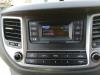 Radio van een Hyundai Tucson (TL), 2015 1.7 CRDi 16V 2WD, SUV, Diesel, 1.685cc, 85kW (116pk), FWD, D4FD, 2015-06 / 2020-09 2018