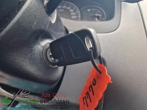 Gebruikte Kontaktslot + computer Toyota Avensis Verso (M20) 2.0 16V VVT-i D-4 Prijs op aanvraag aangeboden door Kleine Staarman B.V. Autodemontage