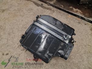Gebruikte Luchtfilterhuis Lexus IS (E2) 200 2.0 24V Prijs op aanvraag aangeboden door Kleine Staarman B.V. Autodemontage