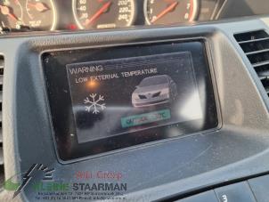 Gebruikte Display Interieur Nissan Primera (P12) 2.0 16V Prijs op aanvraag aangeboden door Kleine Staarman B.V. Autodemontage